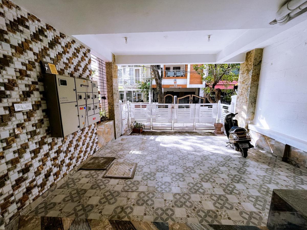 Rvr Home - Beautiful Rooms Bangalore Extérieur photo